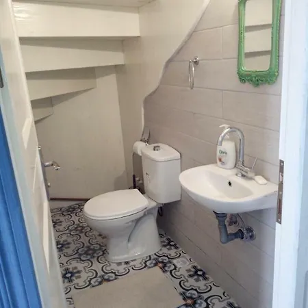 Ektenis Konuk Evi Ayvalı